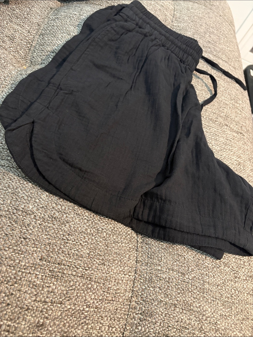 Pact Black Lightweight Elastic Waist Shorts xs